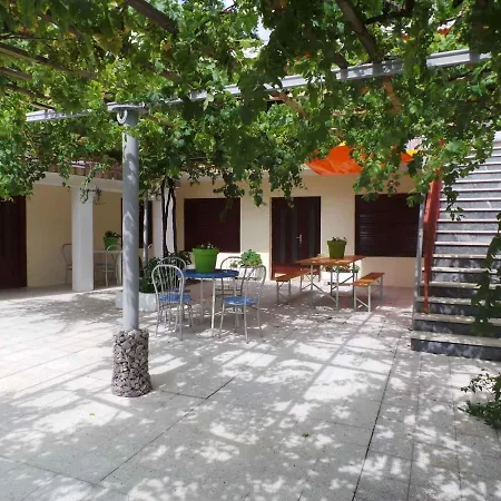 Holiday home 4-bedroom In Grizane/crikvenica Riviera 15315 Grizane-Belgrad
