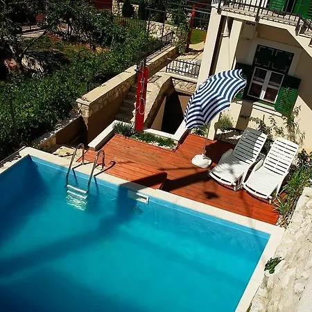 Holiday home 4-bedroom In Grizane/crikvenica Riviera 15315 Grizane-Belgrad