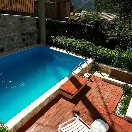 Holiday home 4-bedroom In Grizane/crikvenica Riviera 15315