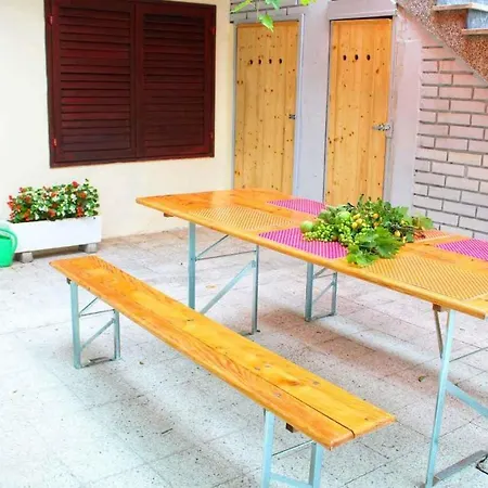 Ferienhaus 4-bedroom In - Crikvenica Riviera 15315 Grižane