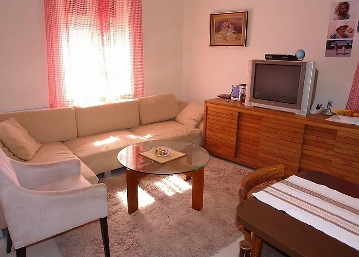4-bedroom In - Crikvenica Riviera 15315 Grižane